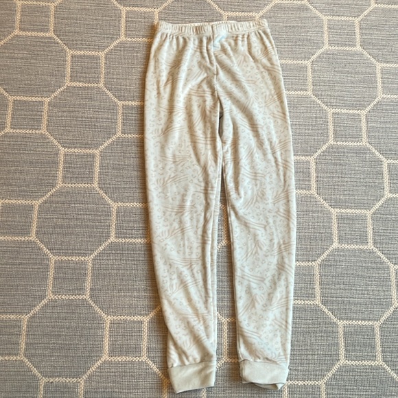 Calvin Klein like-new kids pajamas size 10, extremely soft, true to size - Picture 4 of 5